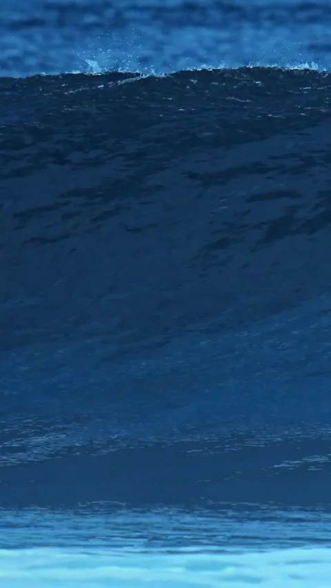 Ocean wave under blue sky.Vertical video 스톡 동영상 315367745