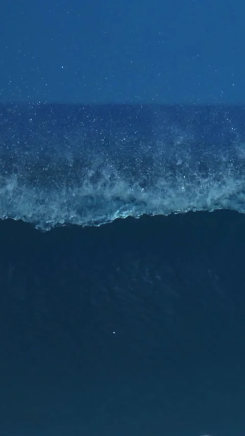 Ocean wave under blue sky.Vertical video Stock Footage 315367752