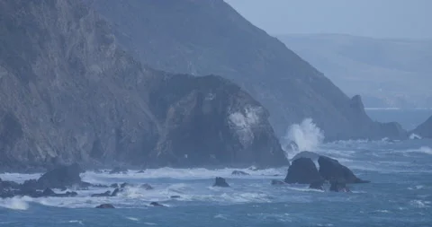 Ocean Waves Against Rocks Video stock 192400744