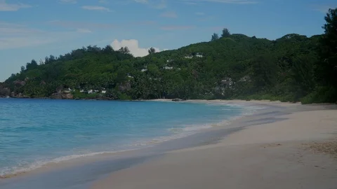 Ocean waves and beach Anse Intendance Mahe Island Seychelles. Stock Footage 124858506