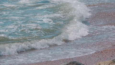 Ocean waves on beach, Atlantic Ocean Vídeo Stock 104862059