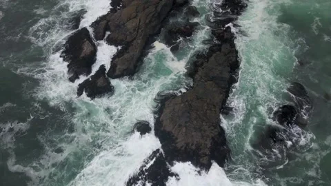 Ocean waves blue water splashing on rocks 4K 60fps Video stock 291505885