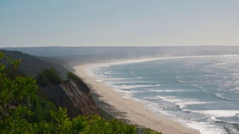 Ocean Waves Breaking on Beach 스톡 동영상 84746141