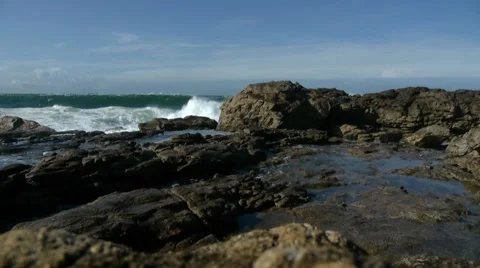 Ocean Waves Breaking On The Rocks 스톡 동영상 60243310