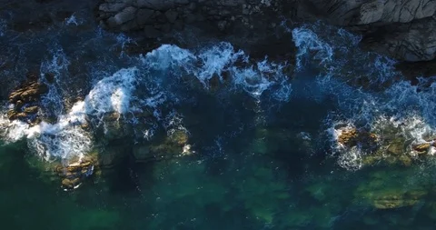 Ocean waves clear blue water, aerial 4K Video stock 87291019