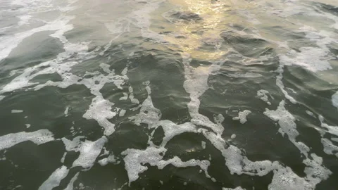 Ocean waves coming onto the beach 스톡 동영상 209120247