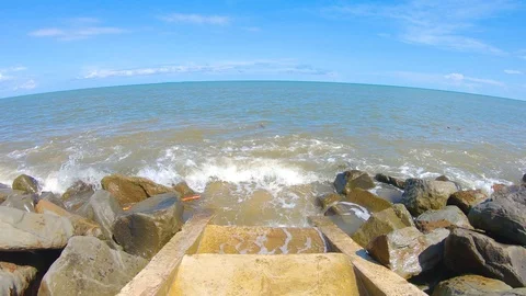 Ocean Waves Crashing Into Rock Video stock 109407742