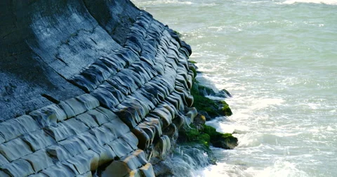 Ocean waves crashing on the rocks Stock Footage 62468850