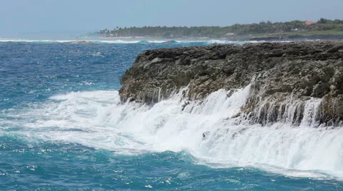 Ocean waves crushing coastline Stock Footage 56731974