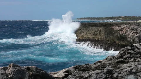 Ocean waves crushing coastline Stock Footage 56733267