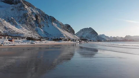 Ocean waves on the Flakstad's beach Stock Footage 106924780