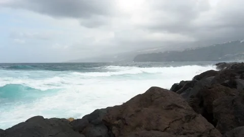 Ocean waves Stock Footage 208121552