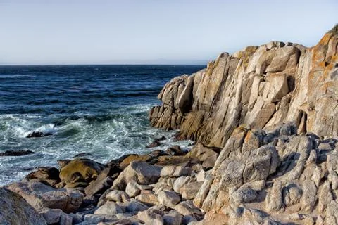 Ocean Waves at Lover's Point in Pacific Grove Foto stock
