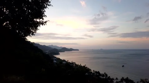 Ocean Waves Rolling Toward the Shore in Time Lapse Stock Footage 336741485