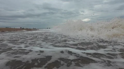 Ocean Waves at Snettisham Beach Stockbeeldmateriaal 314973970