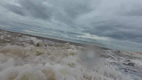 Ocean Waves at Snettisham Beach Stockbeeldmateriaal 314974011