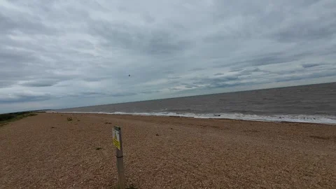 Ocean Waves at Snettisham Beach Stockbeeldmateriaal 314974025