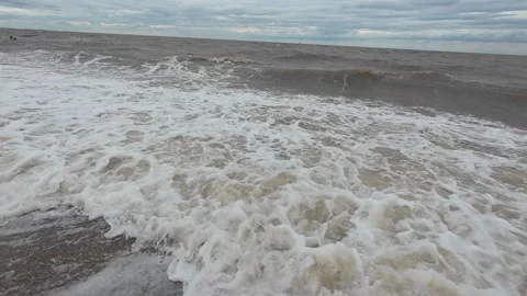 Ocean Waves at Snettisham Beach Stockbeeldmateriaal 314974061
