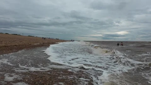 Ocean Waves at Snettisham Beach Stockbeeldmateriaal 314974064