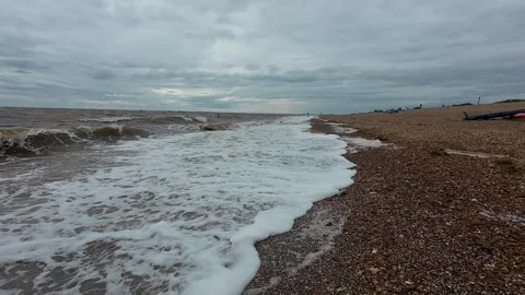 Ocean Waves at Snettisham Beach Stockbeeldmateriaal 314974090