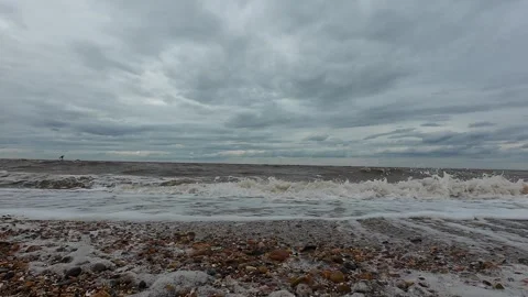 Ocean Waves at Snettisham Beach Stockbeeldmateriaal 314974172