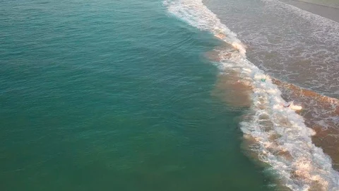 Ocean waves at sunset. Sri Lanka. Beautiful tropical beach with palm. 스톡 동영상 121138558