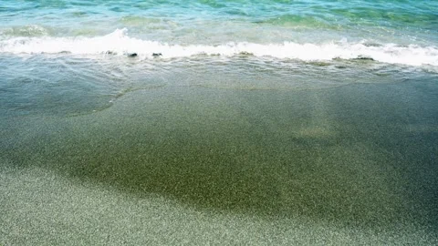 Ocean Waves Washing Ashore On Sandy Beach, coast, nature, water Vidéo 334917446