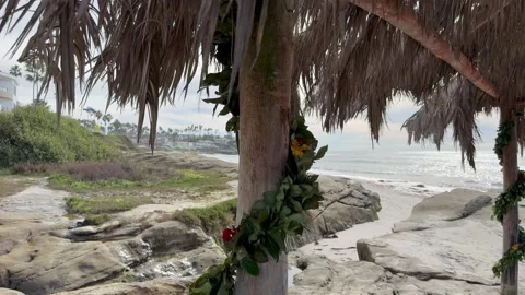 Oceanfront Cabana with Gentle Waves and Soft Breeze Video stock 324199299
