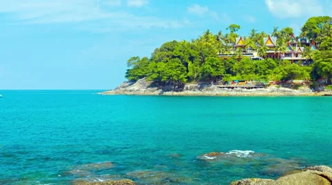 Oceanfront. Villas on the rocks 스톡 동영상 49426177