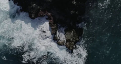 Oceanic powerful waves hitting rocks Stock Footage 83869295