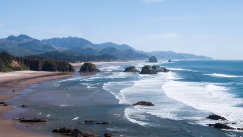 Oceans Waves Breaking on Oregon Coast Time Lapse 库存影片 85370954