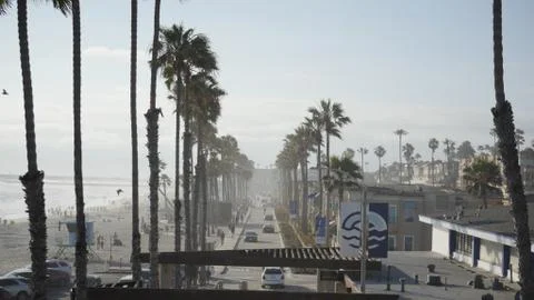 Oceanside CA beach, palm trees and street Stock-Fotos