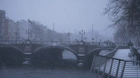O'Connell Bridge In Snow Storm Stock Footage 119988159