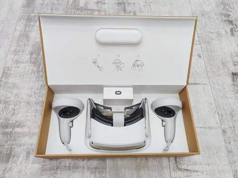 Oculus Quest 2 virtual reality headset in its box Stock Photos
