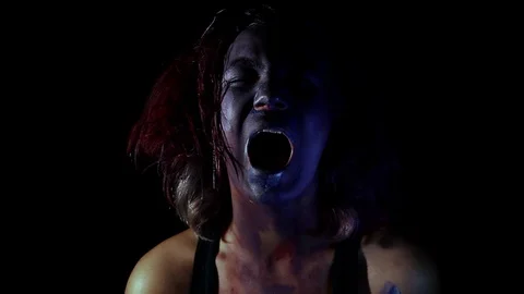 Odd scream forward and reversed Stock Footage 123098056