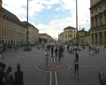 Odeon Square, Munich Stock-Footage 173033