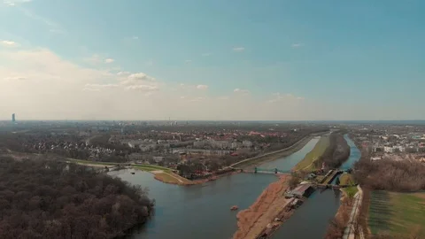 Odra river in Wrocław Video stock 88439653