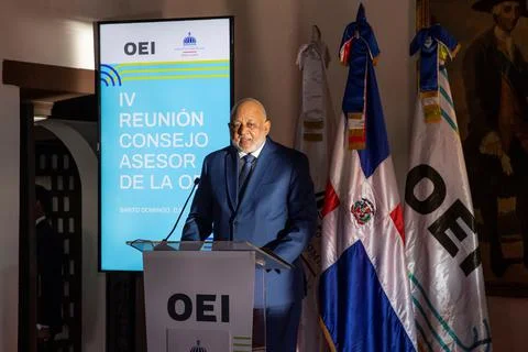 OEI warns that the commitment to a better education is "now or never", Santo Dom Stock Photos