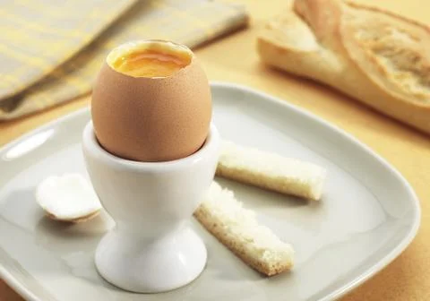 OEUF A LA COQUE Stock Photos