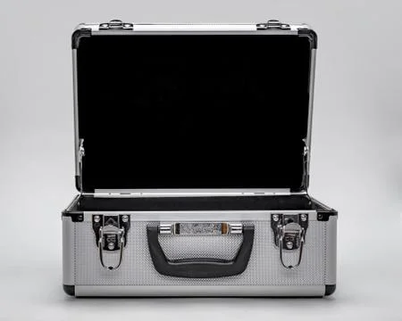 Offener Alukoffer Stock Photos