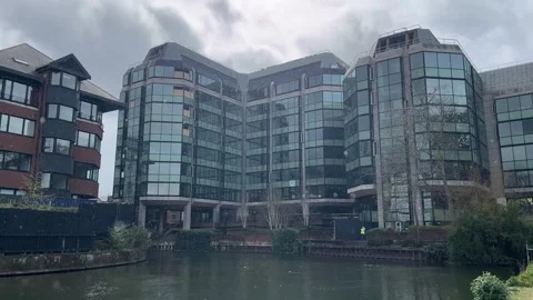 Office building in the rain in England Video stock 332069744