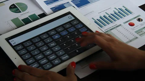 Office Calculations Vídeo Stock 33193132