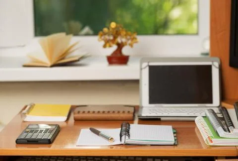 Office desk table with computer, supplies. Foto stock