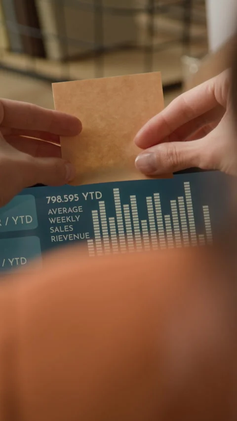 Office Employee Using Sticky Note for Work Reminder Stock Footage 327346447