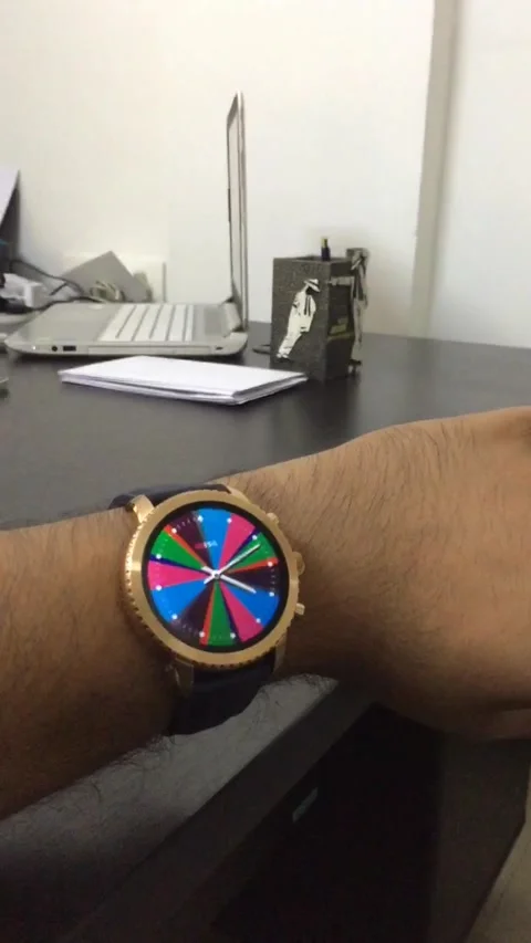 Office looking watch young guy Vidéo 137023657