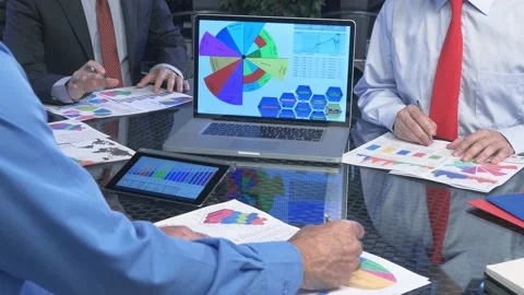 Office Meeting Stock-Footage 200179718