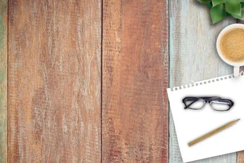 Office table with notepad, Stock-Fotos