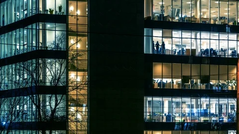 Office work at night in modern skyscraper with a lot of people. Time lapse Stock Footage 85819936