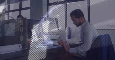 Office worker bringing pen down, annotating papers while globe overlay growing, 库存影片 334039189