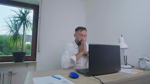 Office worker Stock Footage 246743980